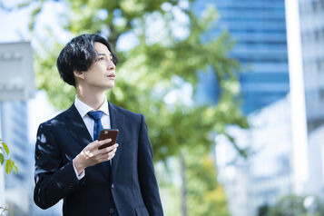 夫のLINEの返信が遅い時にできること！浮気の可能性や関係改善方法を解説