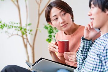 浮気を泳がせる方法の全てを解説！パートナーの真意を見抜く手順とポイント